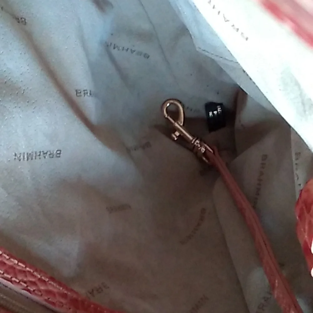 Brahmin Melbourne leather croc embossed cross-body handbag - Picture 4 of 10